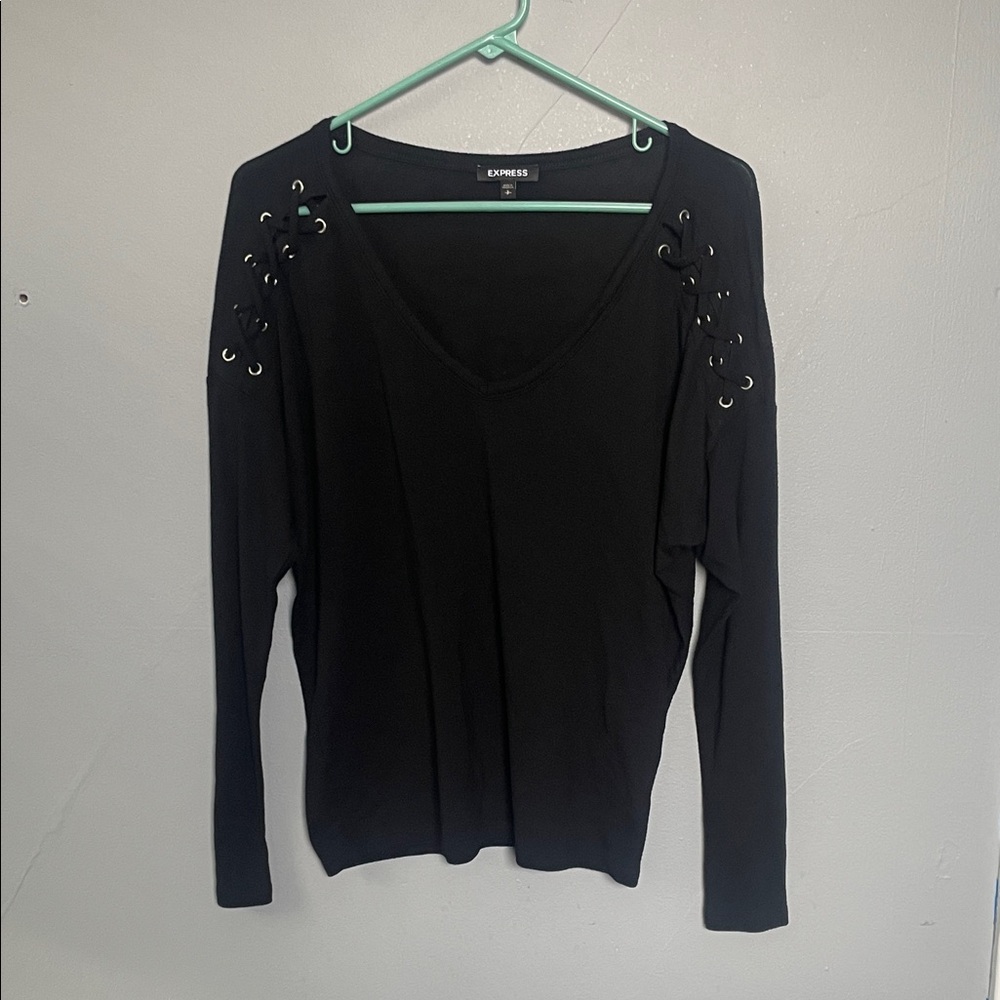 Express M Black Long Sleeve V Neck Grommet Shoulder slouchy top mod academia